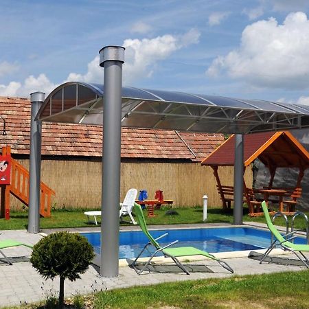 Arany Szolo Wellness Apartmanhaz Hévíz Exteriör bild