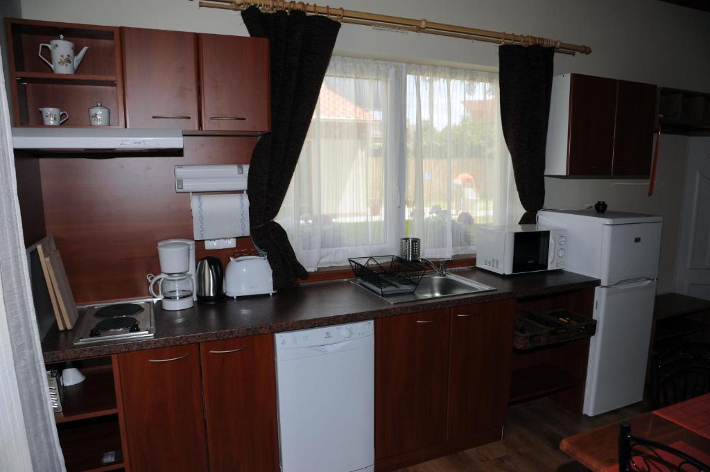 Arany Szolo Wellness Apartmanhaz Hévíz Rum bild