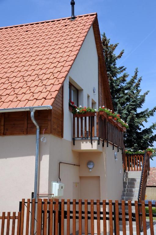 Arany Szolo Wellness Apartmanhaz Hévíz Exteriör bild